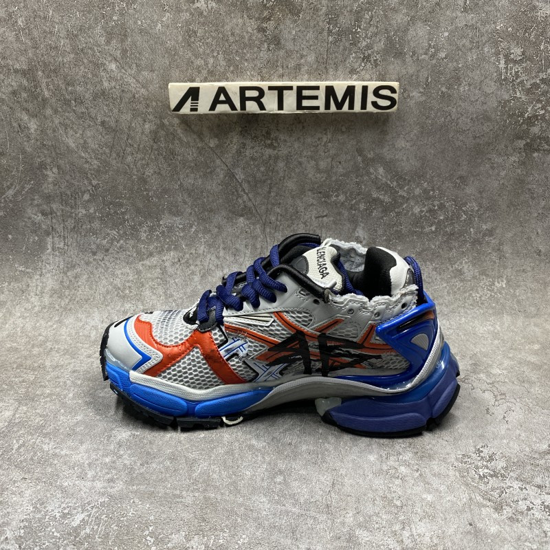 Balenciaga Graffiti Runner Sneaker In Blue