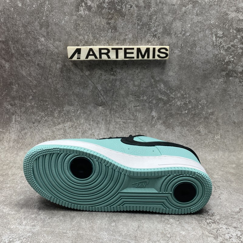 Nike Air Force 1 Low Tiffany & Co. 1837 (Friends and Family)