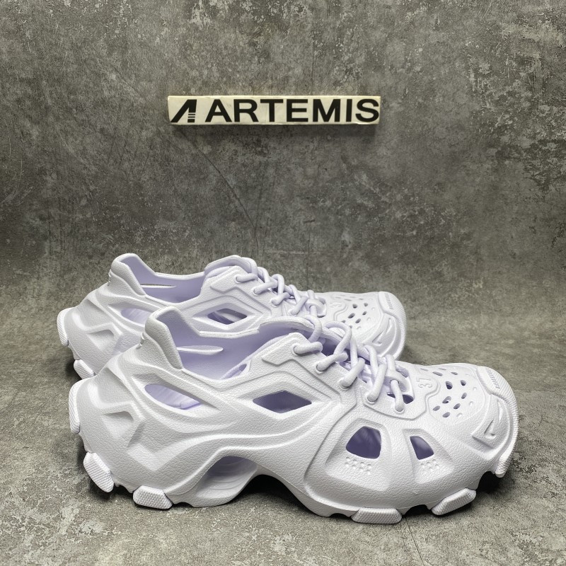 Balenciga HD Lace-Up Sneaker in light purple