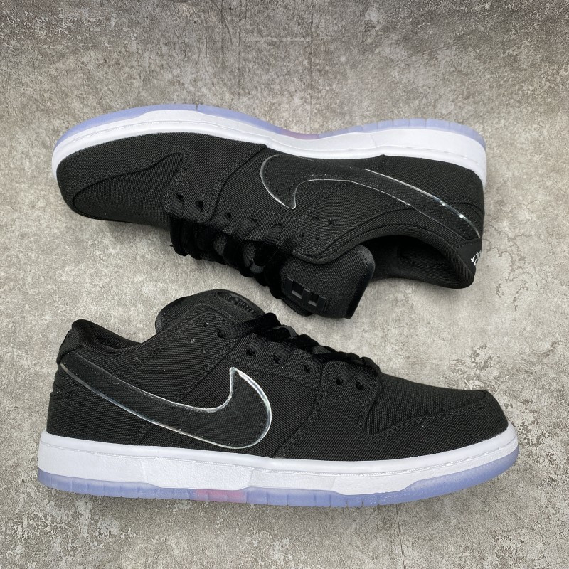 Nike SB Dunk Low Black White