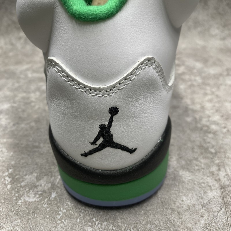 Air Jordan 5 Retro Lucky Green
