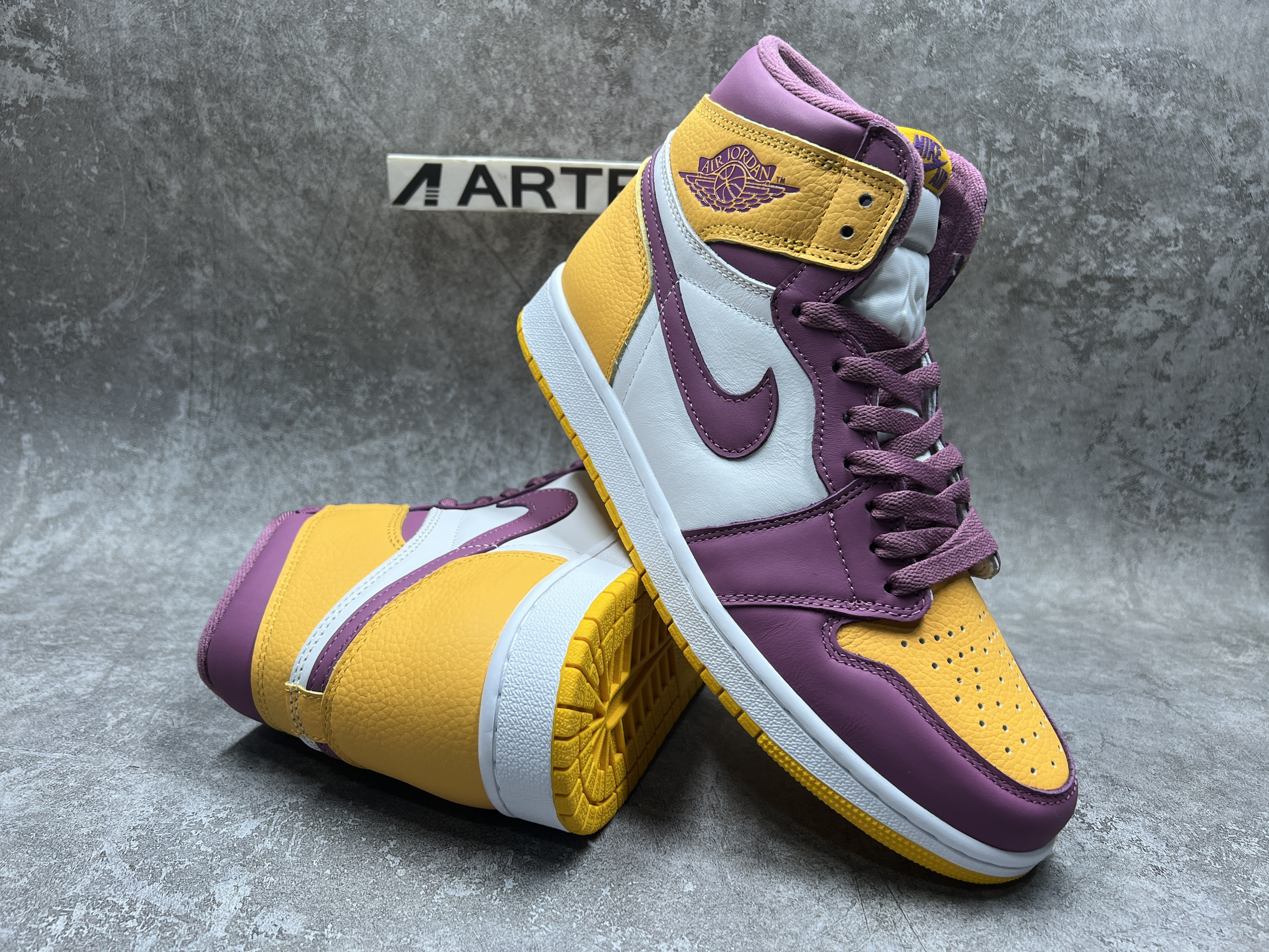 Air Jordan 1 High Retro OG Brotherhood