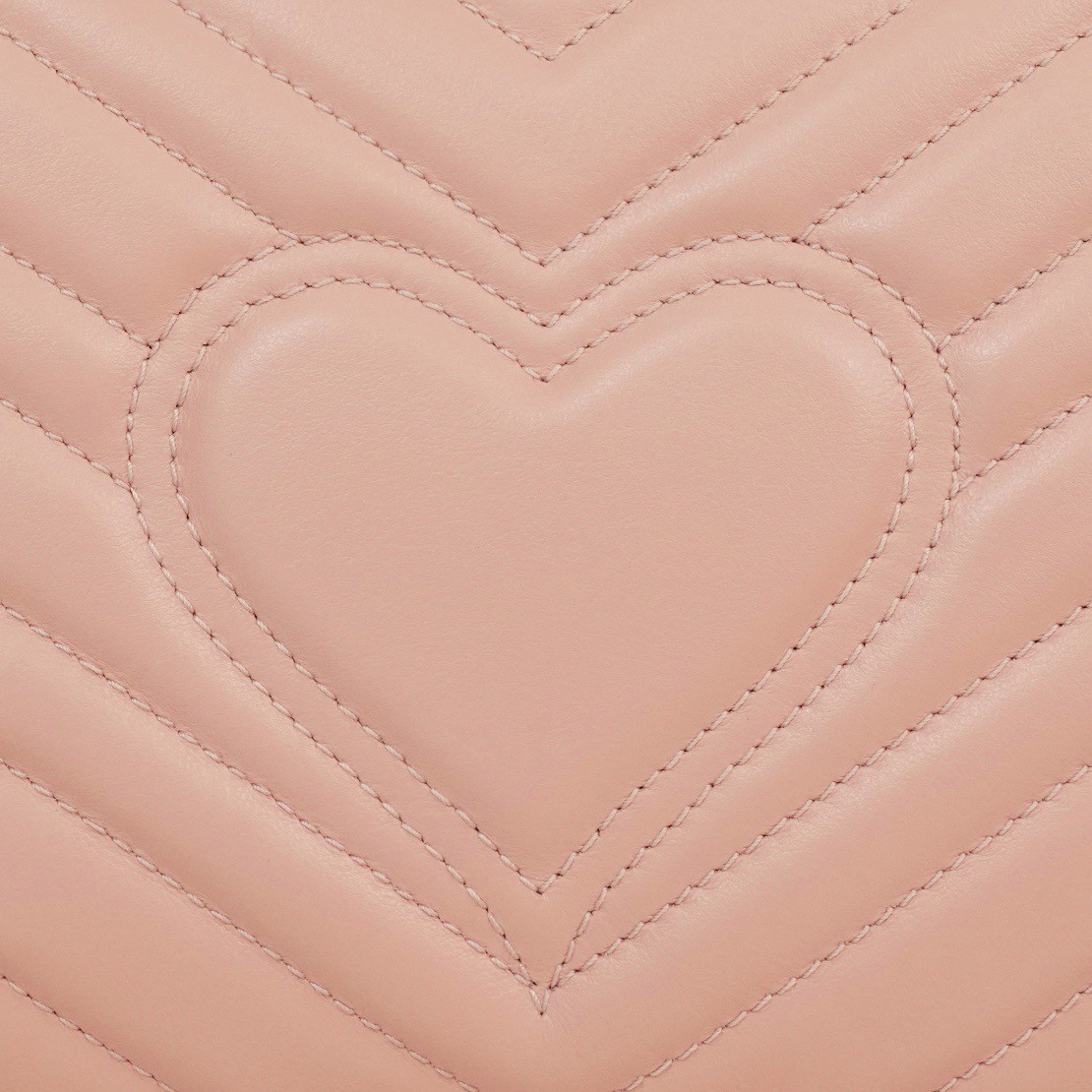 Gucci GG Marmont Bag 22