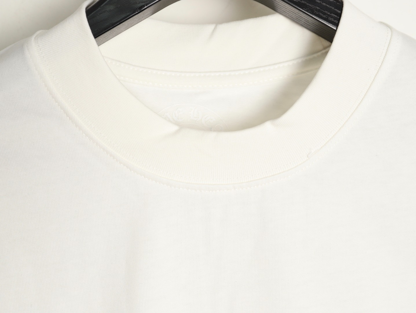 Ch*0me He**ts long-sleeved t-shirt