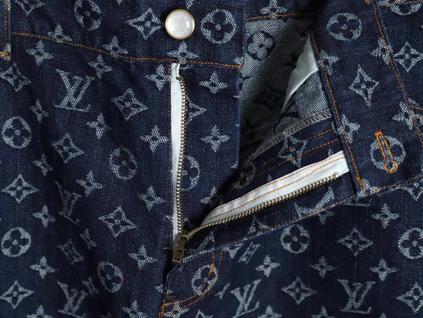 Louis Vuitton LV 25ss shorts