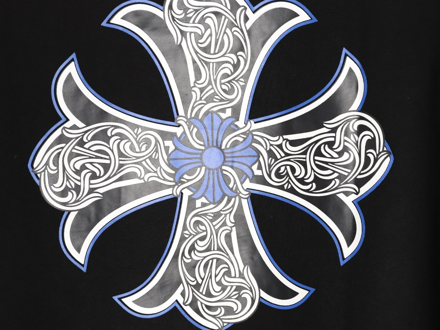 Ch*0me He**ts long-sleeved t-shirt