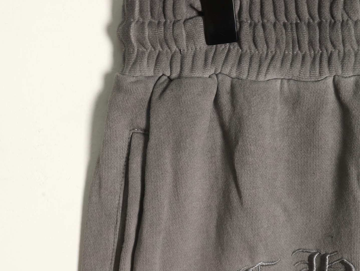 Ch*0me He**ts shorts