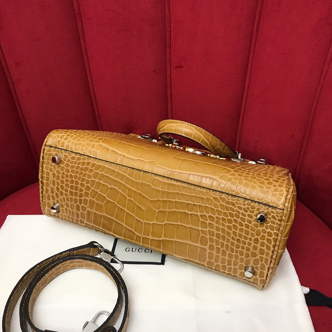 Gucci Zumi leather Medium Top Handle Bag