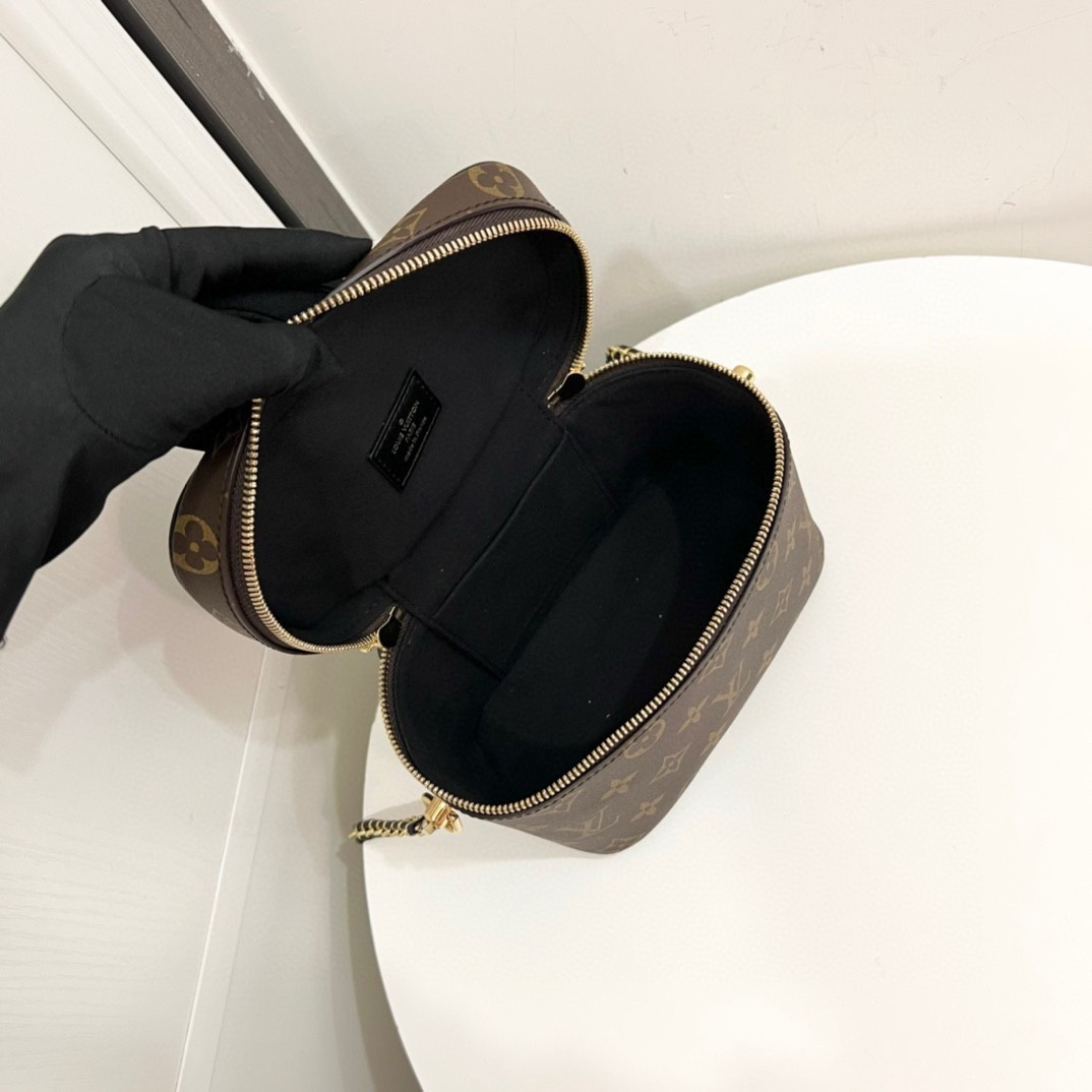 Louis Vuitton LV Vanity PM M45165 19x13x11 CM