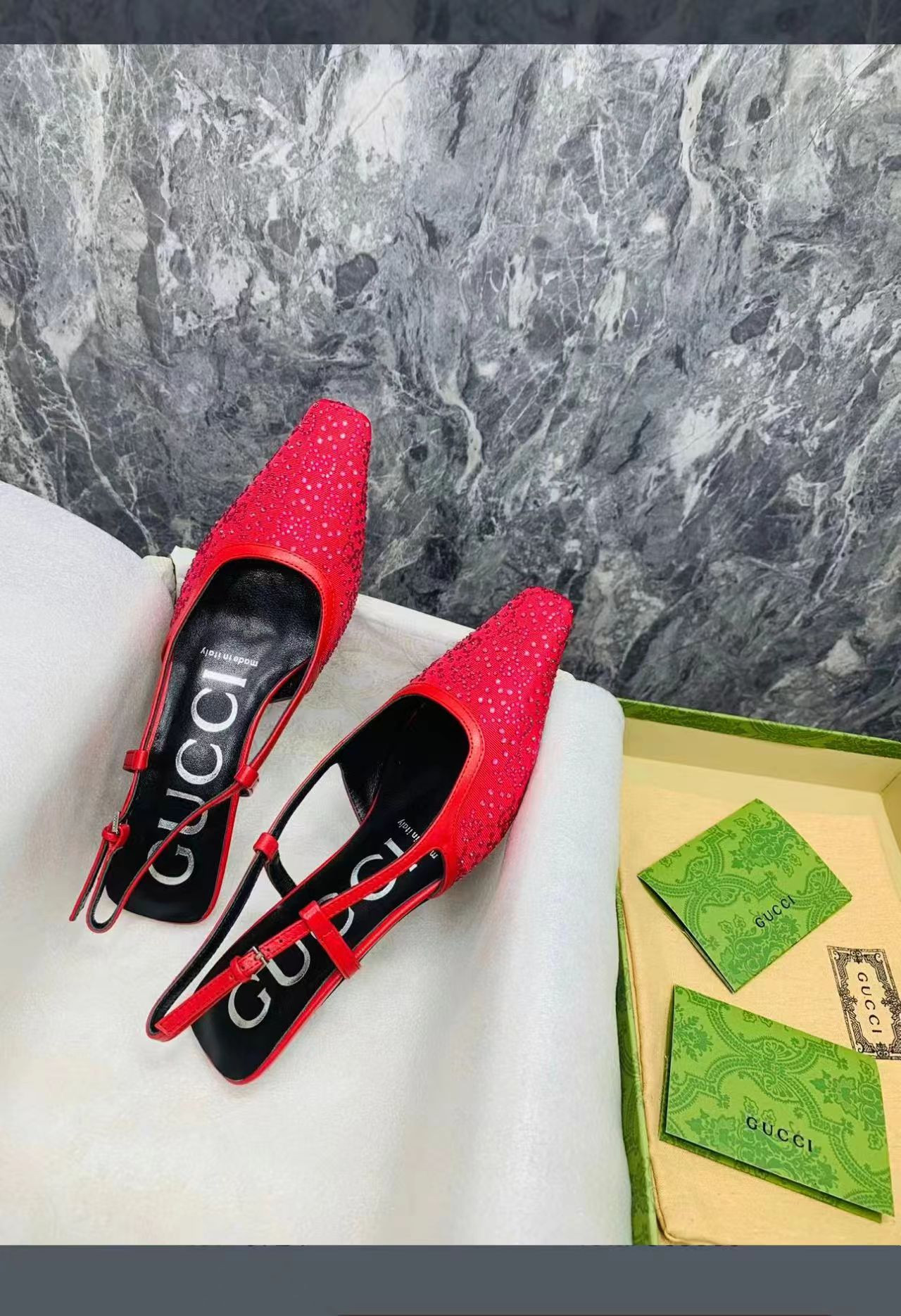UA GUCCI SLINGBACK PUMP