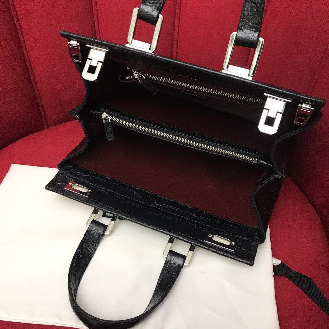 Gucci Zumi leather Medium Top Handle Bag