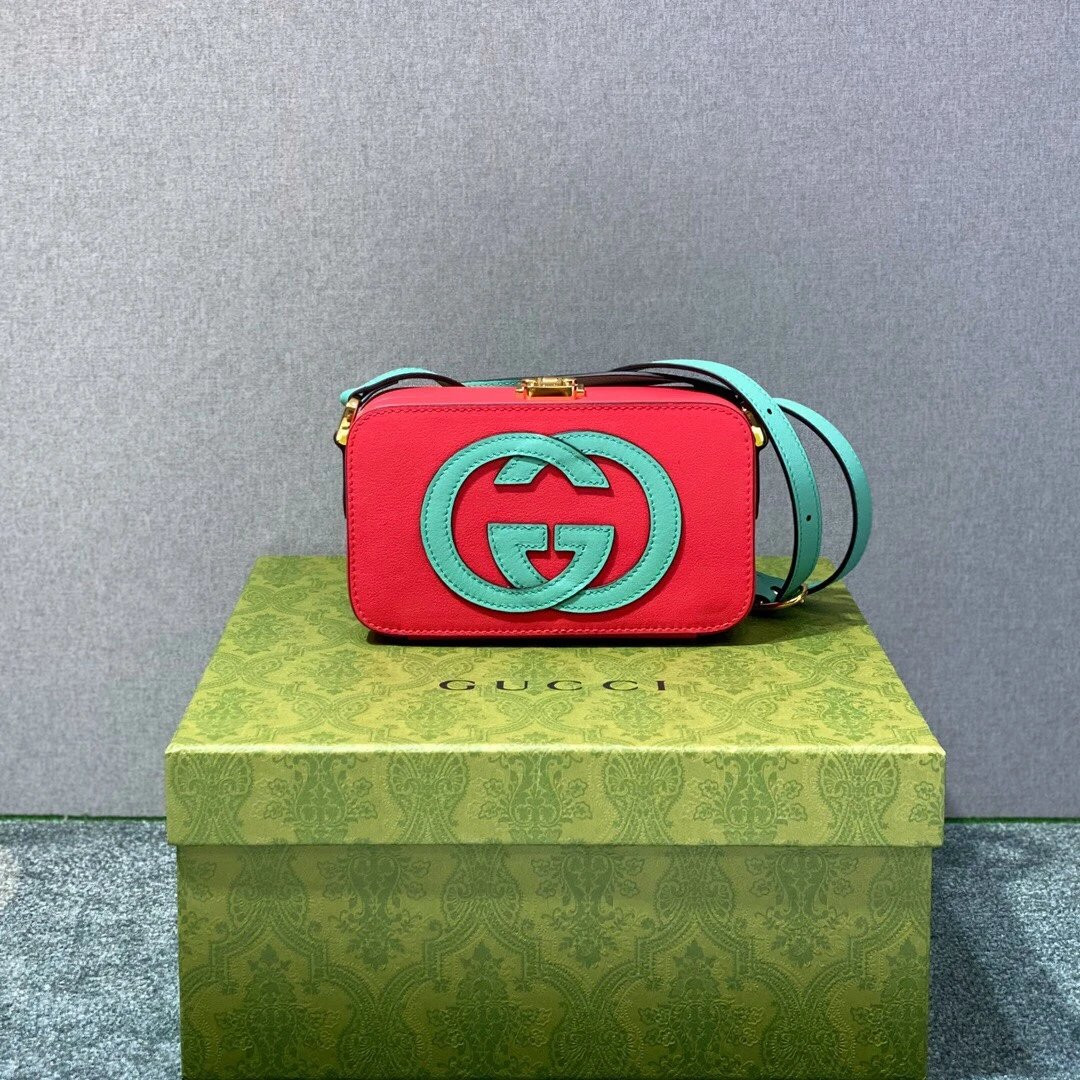 Gucci Interlocking G mini bag