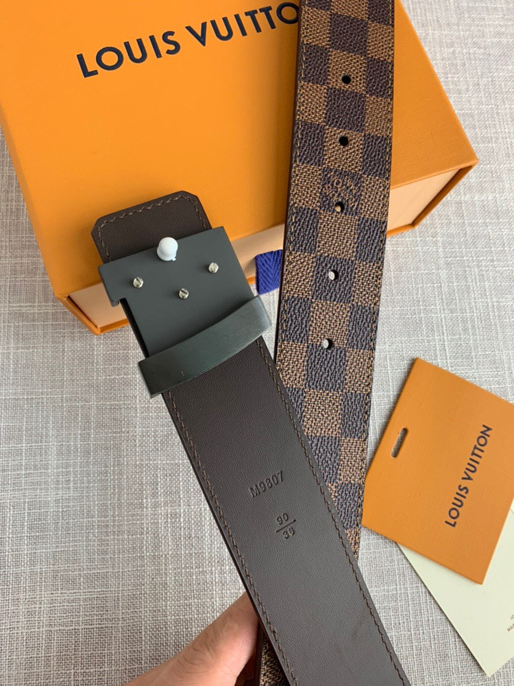 LV LOUIS VUITTON 40MM BELT