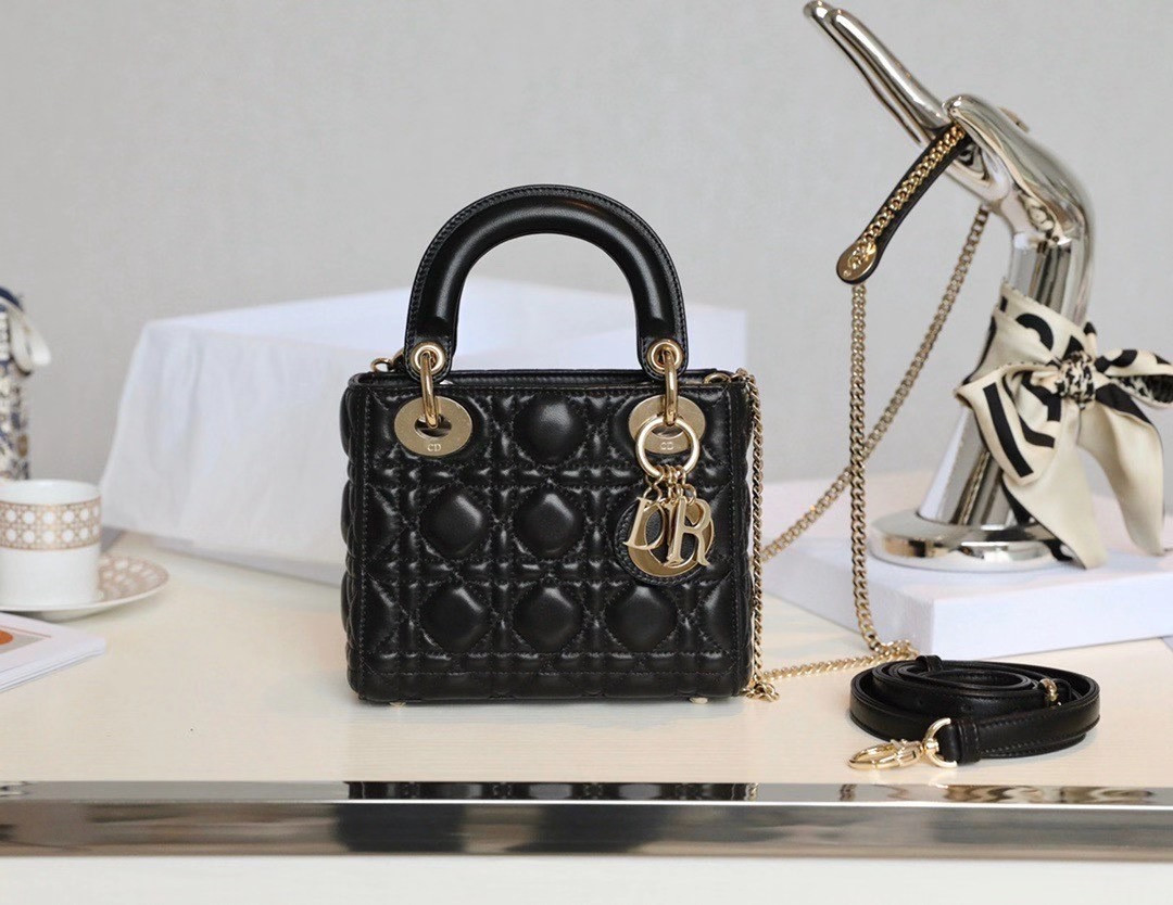 MINI LADY DIOR BAG   17cm