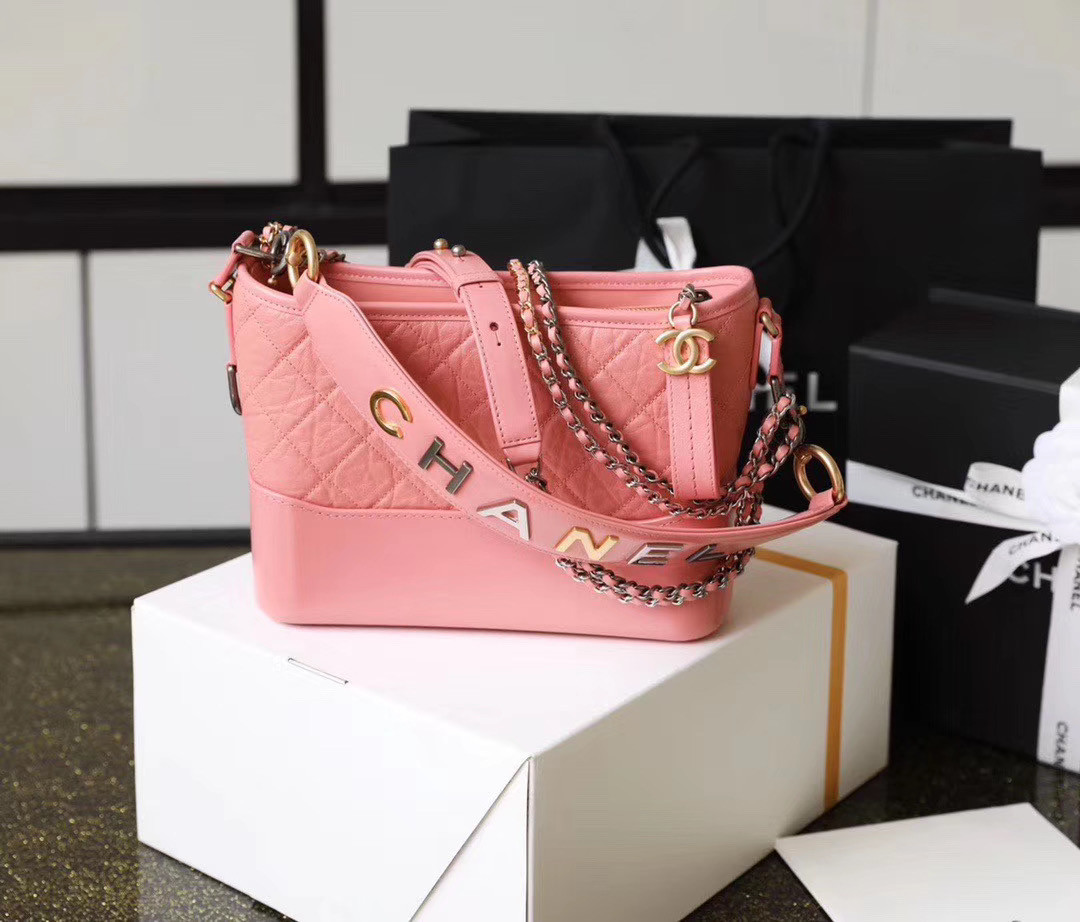 Chanel Gabrielle medium size 25cm in pink