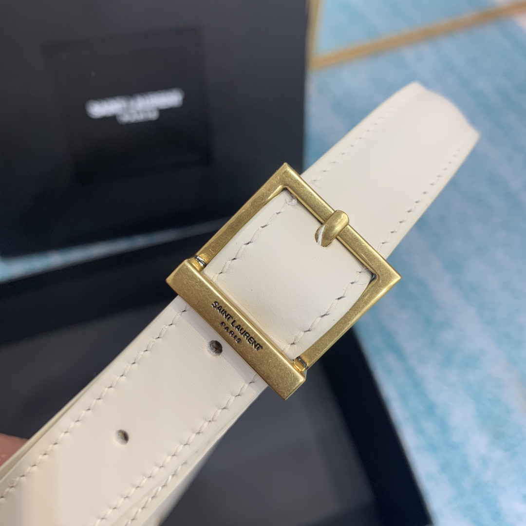 YSL LE 5 À 7 IN SMOOTH LEATHER BLANC VINTAGE 23 X 16 X 6.5 CM