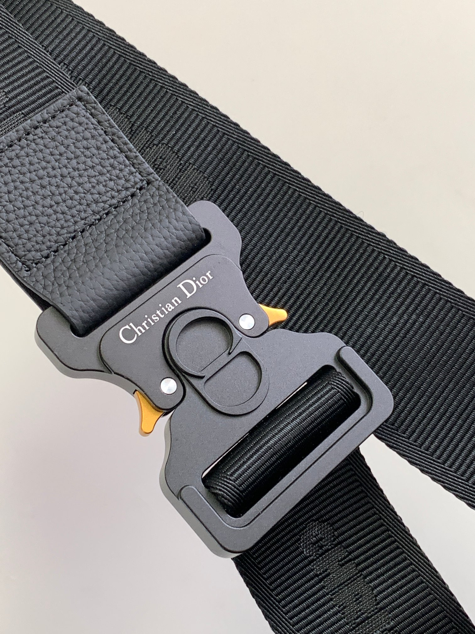 Dior Saddle Bag Beige and Black Dior Oblique Jacquard 26 x 19 x 4.5 cm