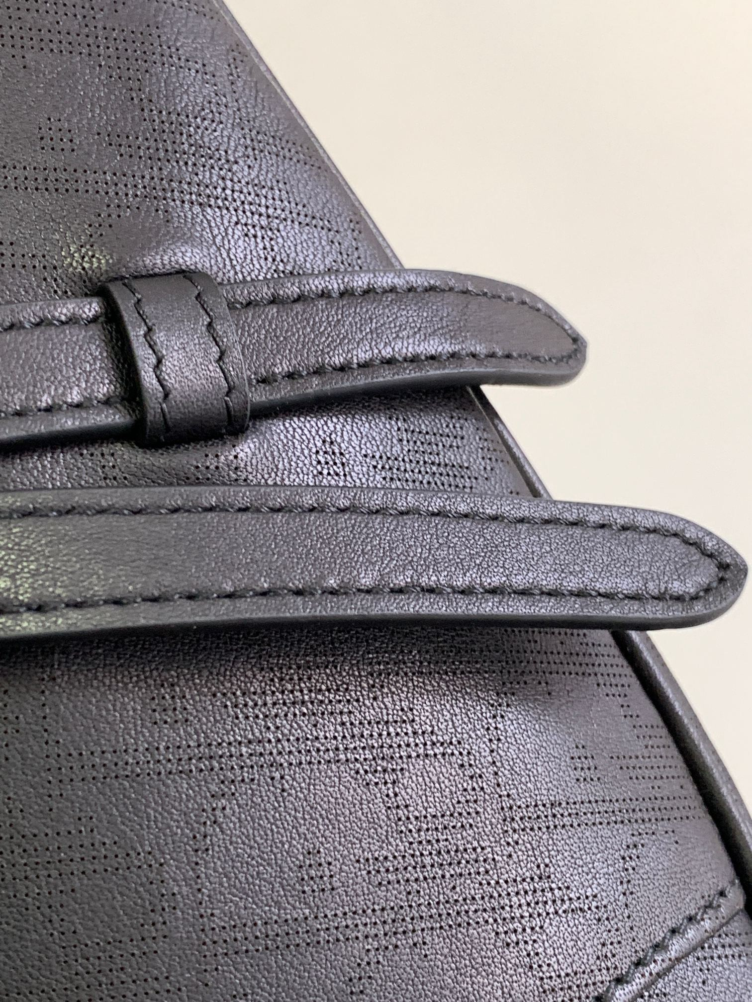 Christian Dior DIOR HOMME Bags Leather Black 26 x 19 x 4.5 cm