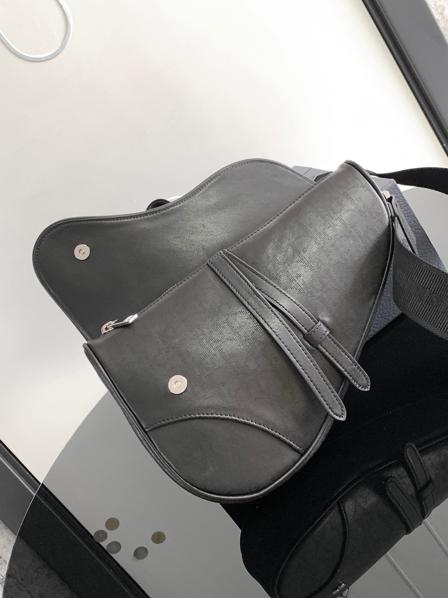 Christian Dior DIOR HOMME Bags Leather Black 26 x 19 x 4.5 cm