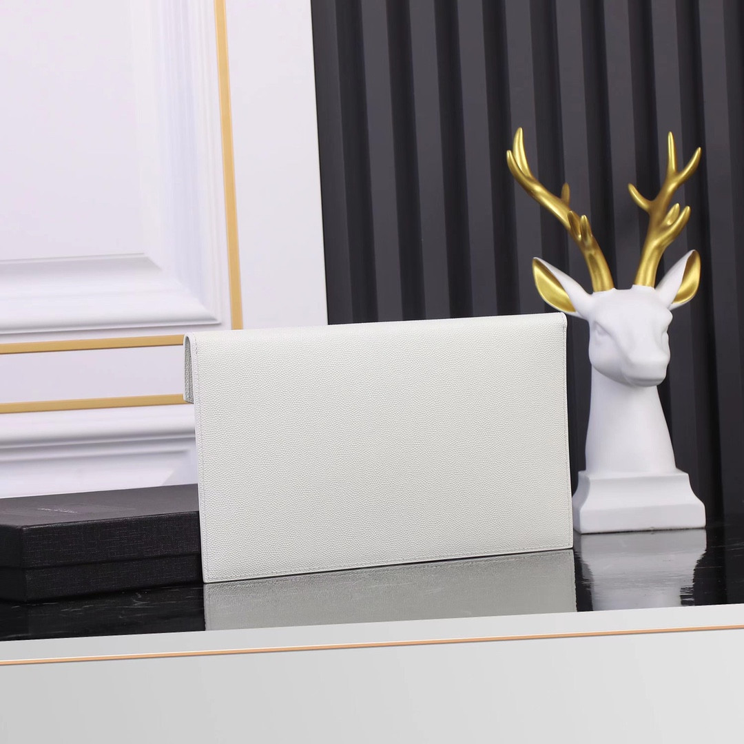 YSL UPTOWN POUCH IN GRAIN DE POUDRE EMBOSSED LEATHER BLANC VINTAGE 10.6 X 6.2 X 0.7 INCHES