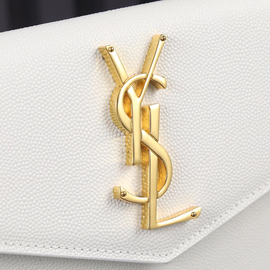 YSL UPTOWN POUCH IN GRAIN DE POUDRE EMBOSSED LEATHER BLANC VINTAGE 10.6 X 6.2 X 0.7 INCHES