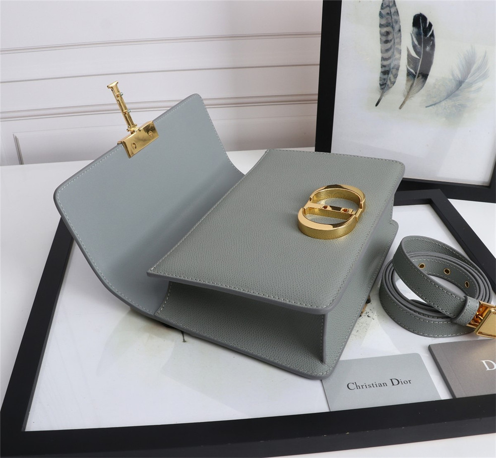 DIOR 30 MONTAIGNE CHAIN BAG Grained