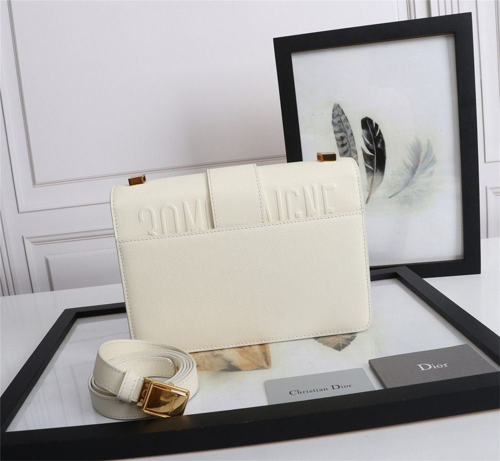 DIOR 30 MONTAIGNE CHAIN BAG Grained White