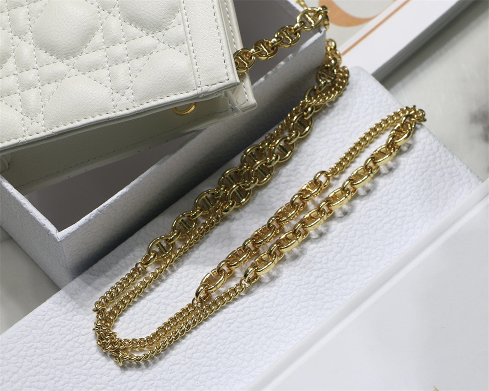 DIOR CARO ZIPPED POUCH WITH CHAIN Latte Supple Cannage Calfskin 19 x 14 x 4.5 cm