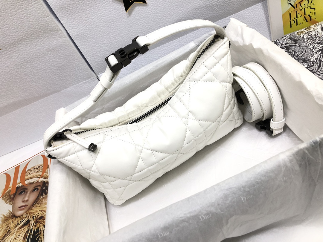 MEDIUM DIOR TRAVEL NOMAD POUCH