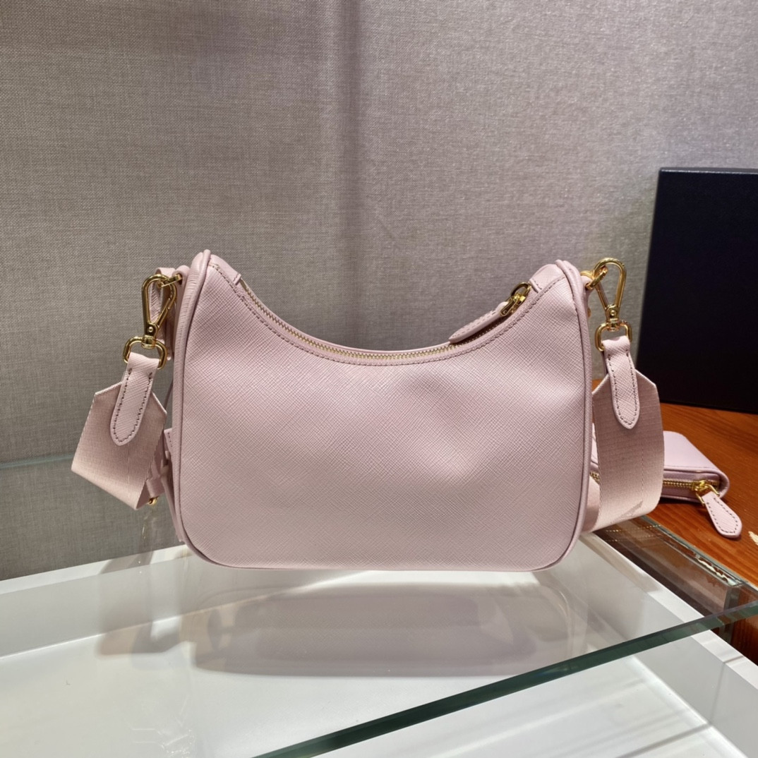 Prada Re-Edition 2005 Saffiano leather bag Pink