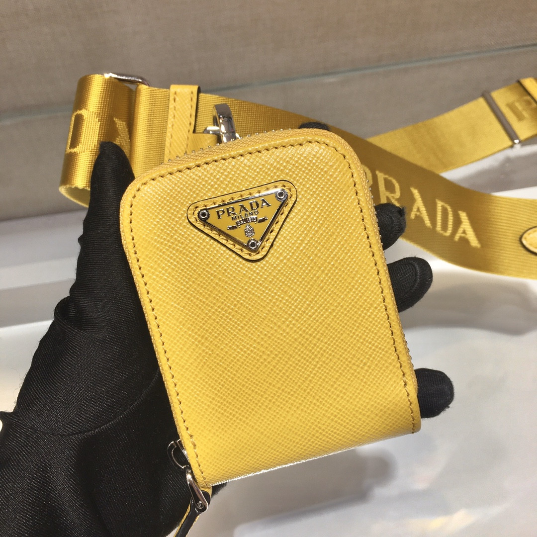 Prada Re-Edition 2005 Saffiano leather bag dark yellow