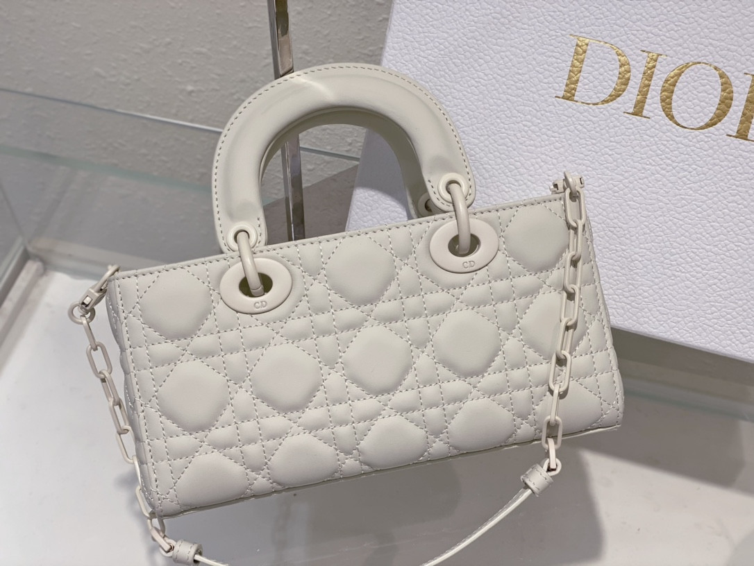 DIOR SMALL LADY D-JOY BAG Ultramatte White Cannage Calfskin