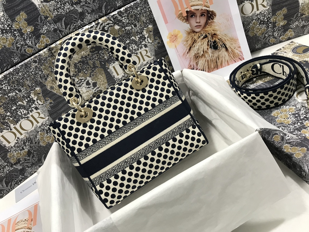 MEDIUM DIOR LADY D-LITE BAG polka dots  24 x 20 x 11 cm