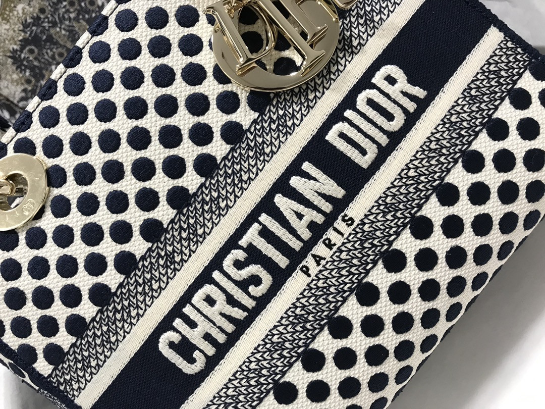 MEDIUM DIOR LADY D-LITE BAG polka dots  24 x 20 x 11 cm