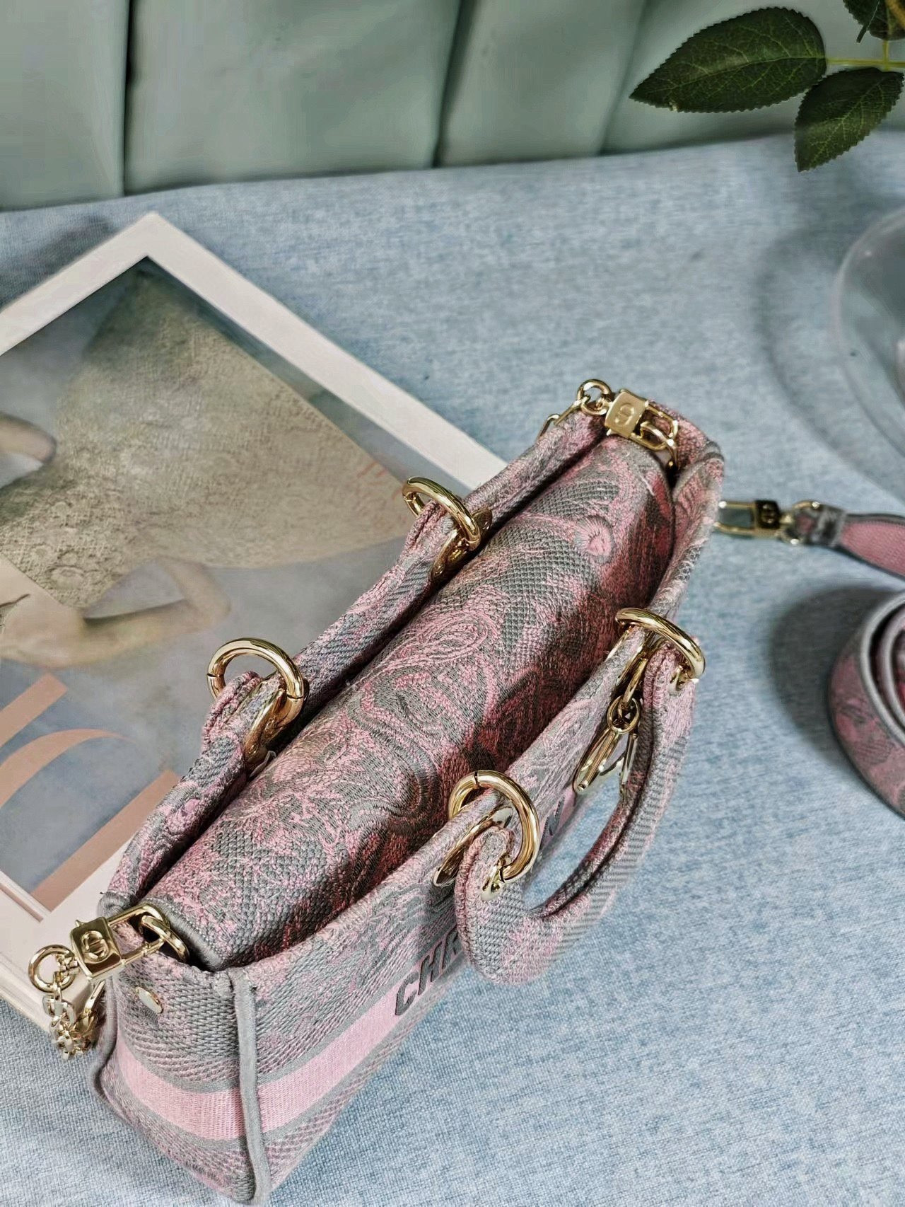 DIOR MEDIUM LADY D-JOY BAG PINK