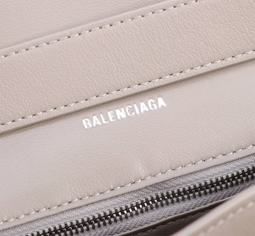 Balenciaga WOMEN