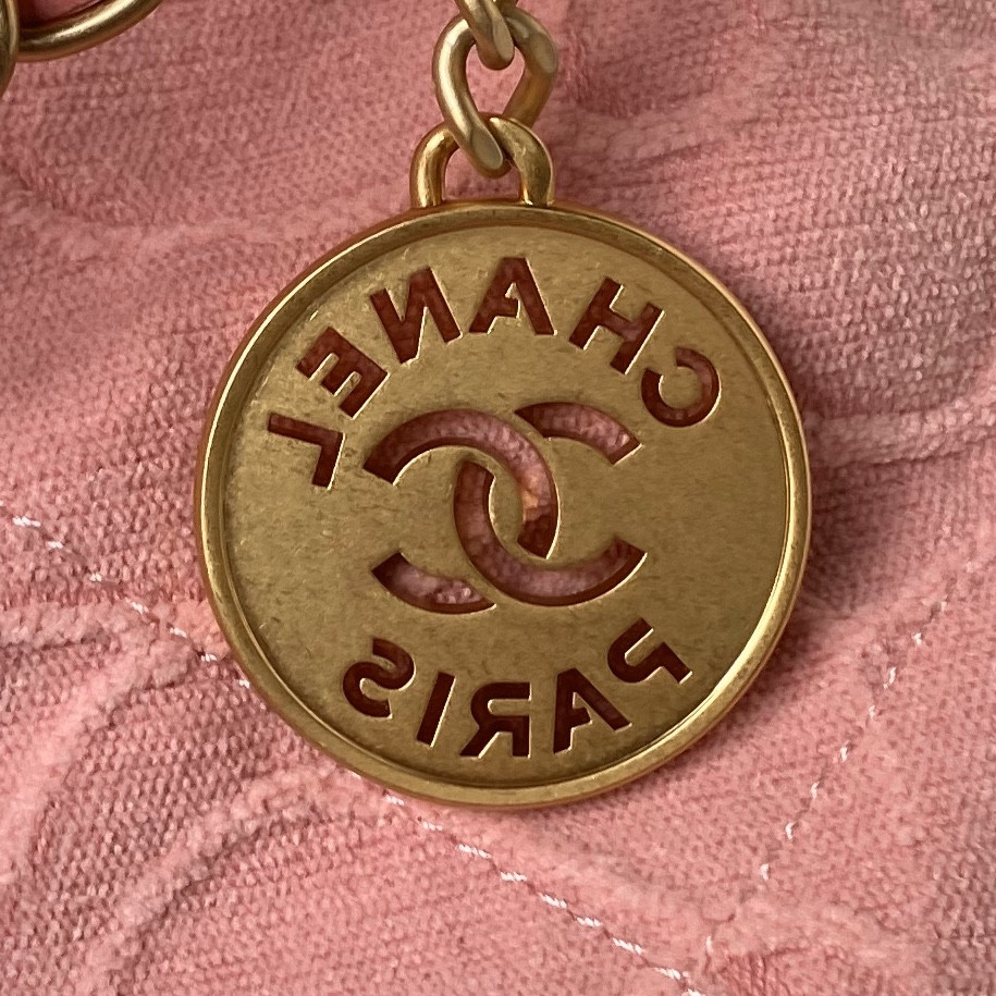 CHANEL 22 HANDBAG velvet pink 15.2×16.4×3.1 in