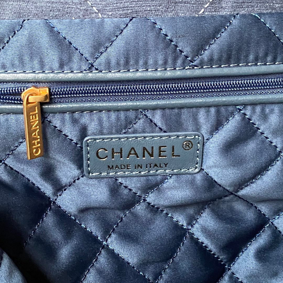 CHANEL 22 SMALL HANDBAG velvet NAVY 13.7×14.4×2.7 in