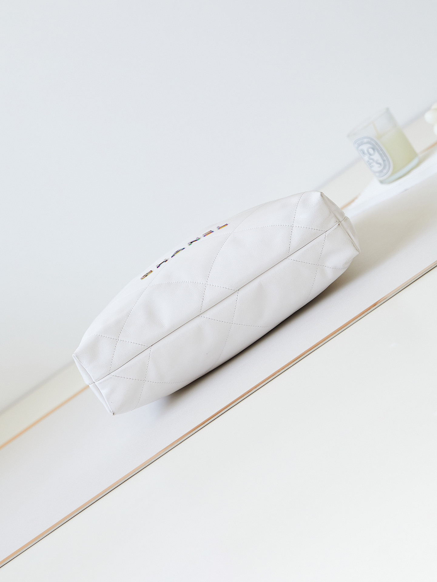 CHANEL 22 SMALL HANDBAG Shiny Calfskin & Rainbow Metal White 13.7×14.4×2.7 in