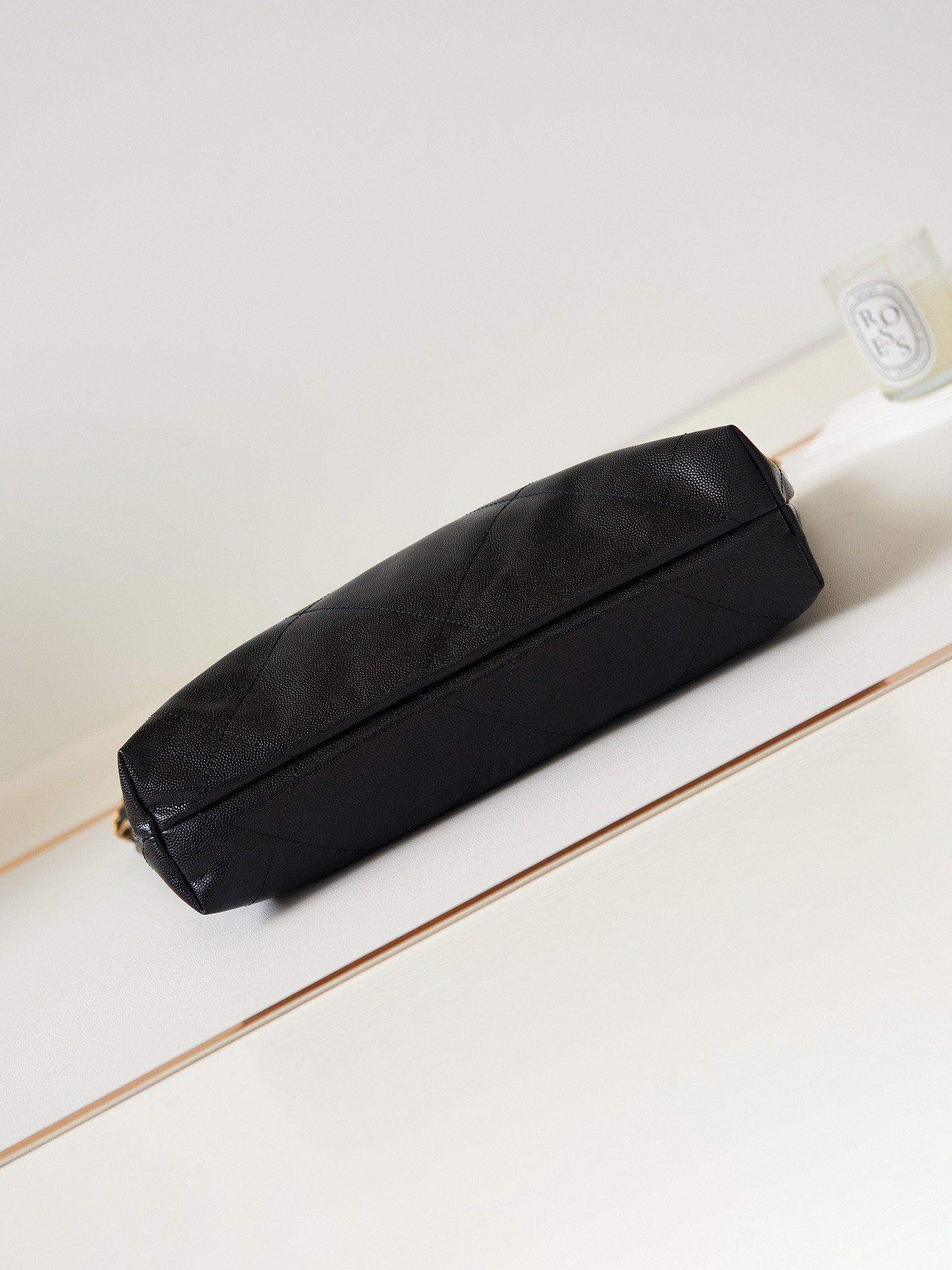 CHANEL 22 SMALL HANDBAG Shiny Calfskin & GOLD Metal BLACK 13.7×14.4×2.7 in