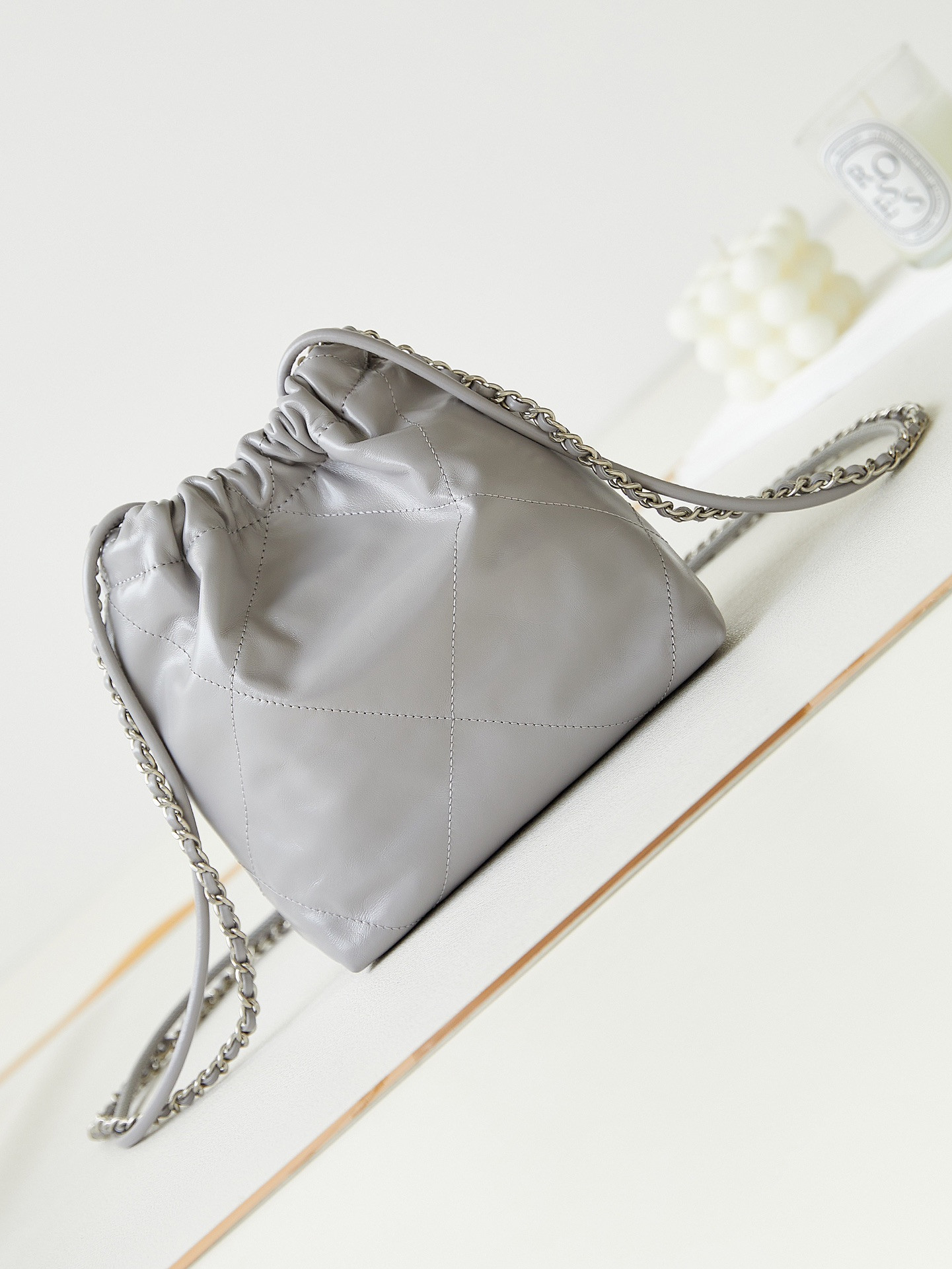 CHANEL 22 MINI HANDBAG Shiny Calfskin GREY 7.8 × 7.4 × 2.3 in