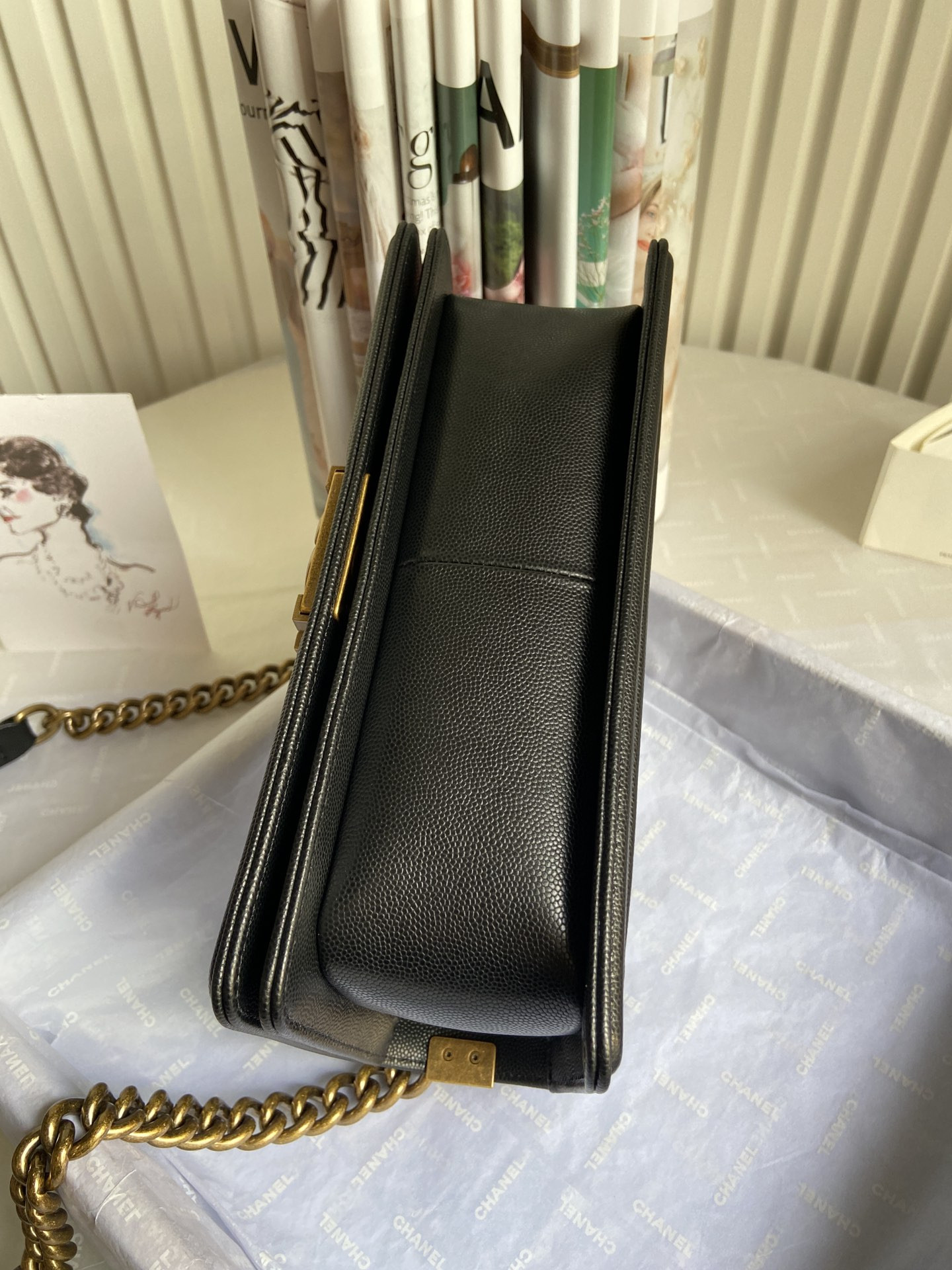 BOY CHANEL HANDBAG Shiny Grained Calfskin Black 5.9 × 9.8 × 3.5 in