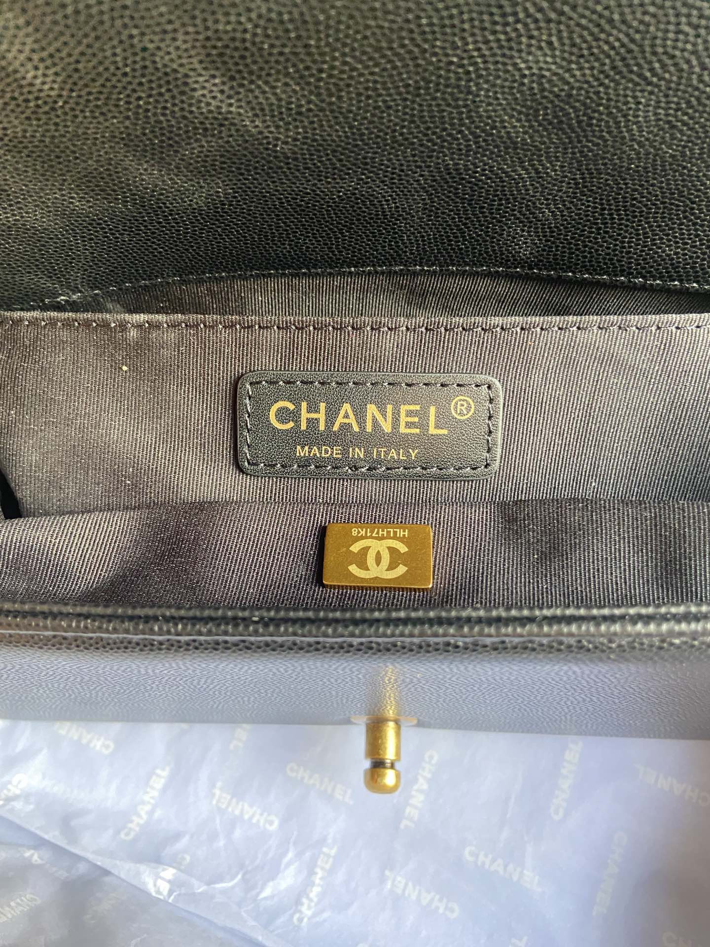 BOY CHANEL HANDBAG Shiny Grained Calfskin Black 5.9 × 9.8 × 3.5 in