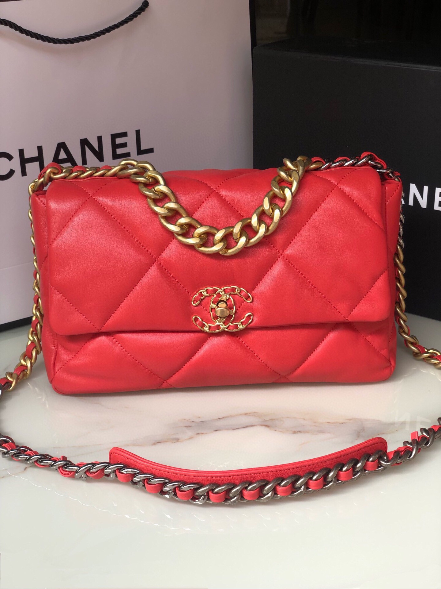 CHANEL 19 LARGE HANDBAG Shiny Leather Red, Gold-Tone, Silver-Tone & Ruthenium-Finish Metal 7.8 × 11.7 × 3.9 in