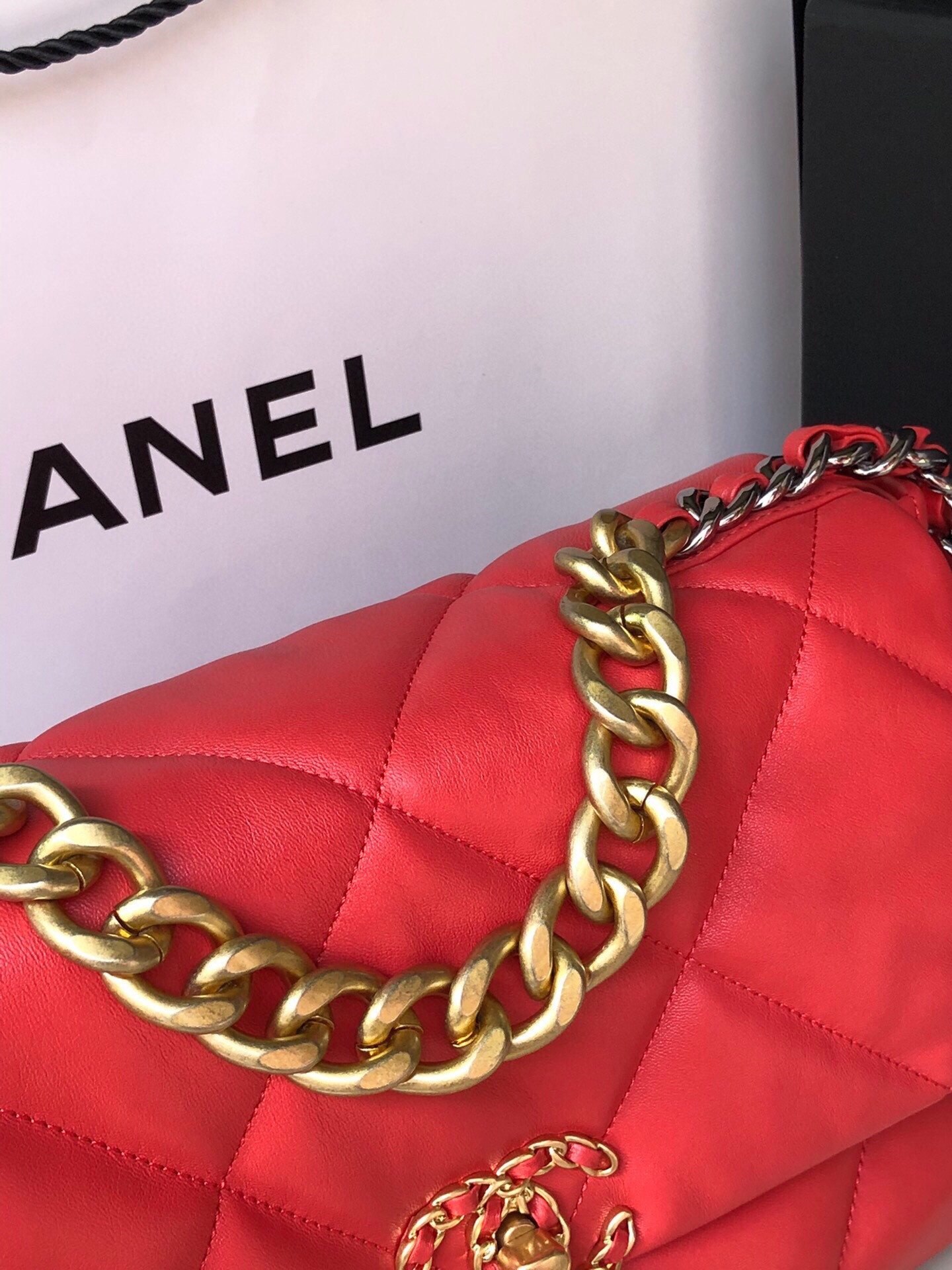 CHANEL 19 LARGE HANDBAG Shiny Leather Red, Gold-Tone, Silver-Tone & Ruthenium-Finish Metal 7.8 × 11.7 × 3.9 in