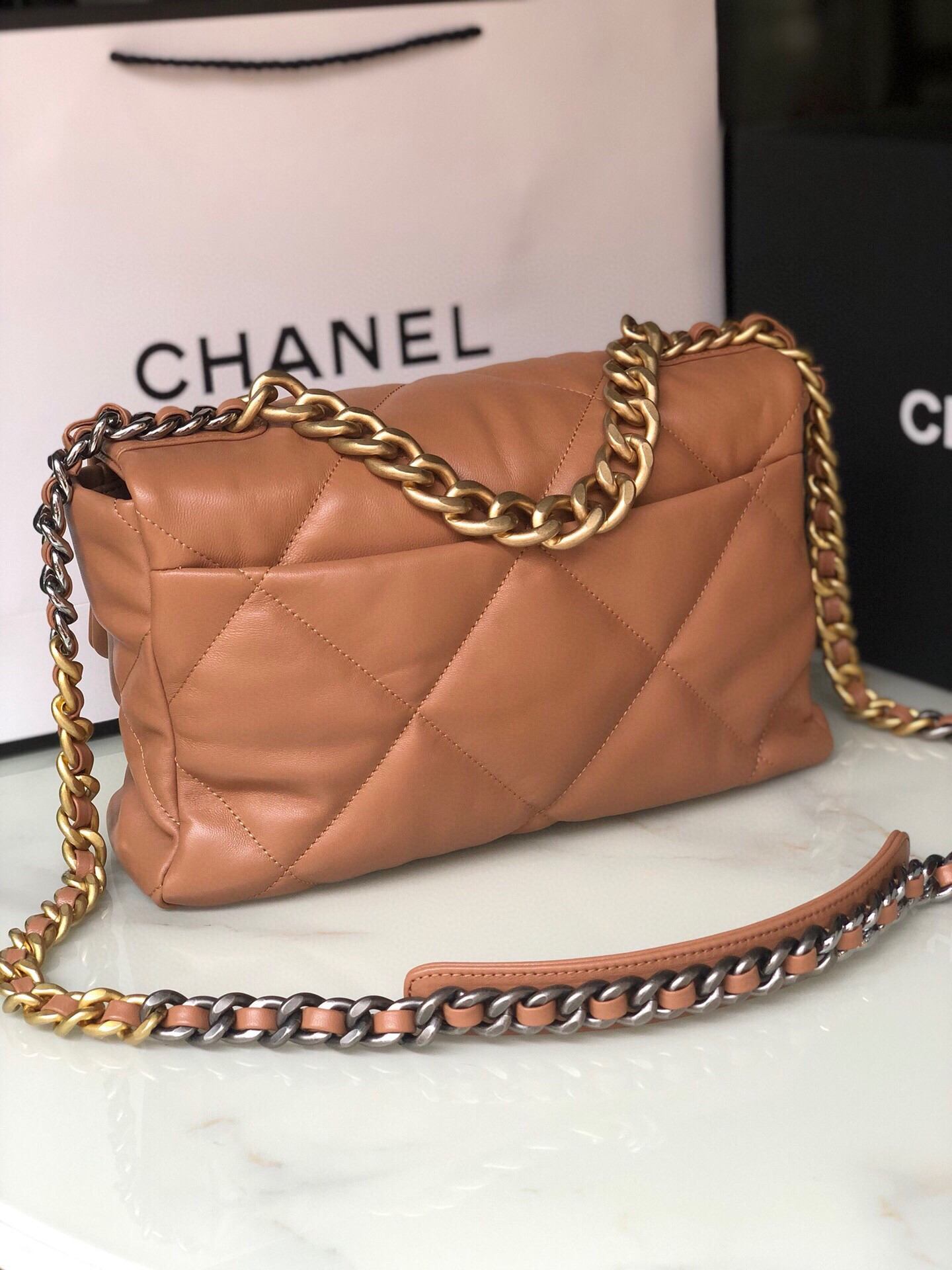 CHANEL 19 LARGE HANDBAG Shiny Leather, Gold-Tone, Silver-Tone & Ruthenium-Finish Metal Caramel 7.8 × 11.7 × 3.9 in