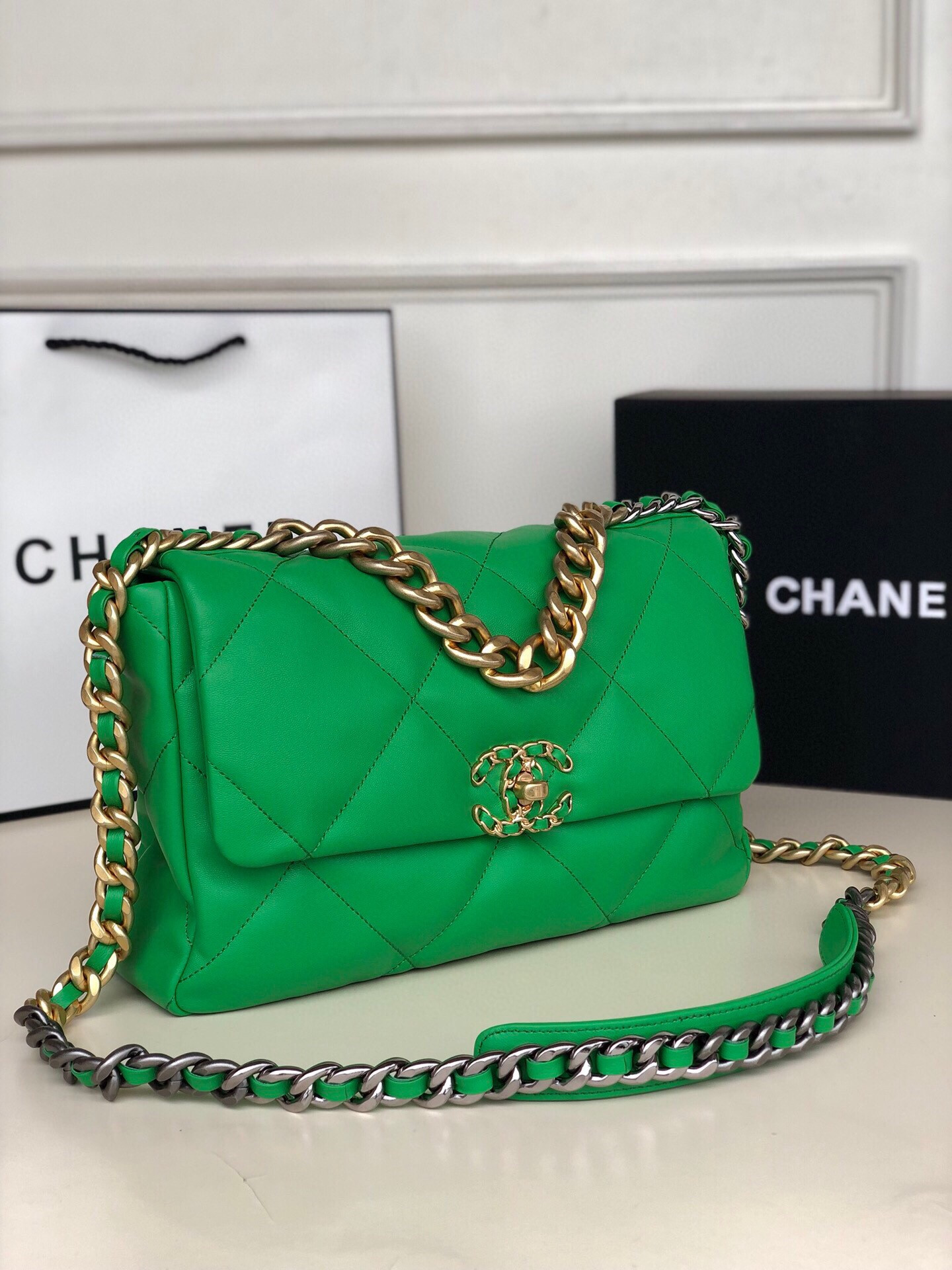 CHANEL 19 LARGE HANDBAG Shiny Leather, Gold-Tone, Silver-Tone & Ruthenium-Finish Metal Green 7.8 × 11.7 × 3.9 in