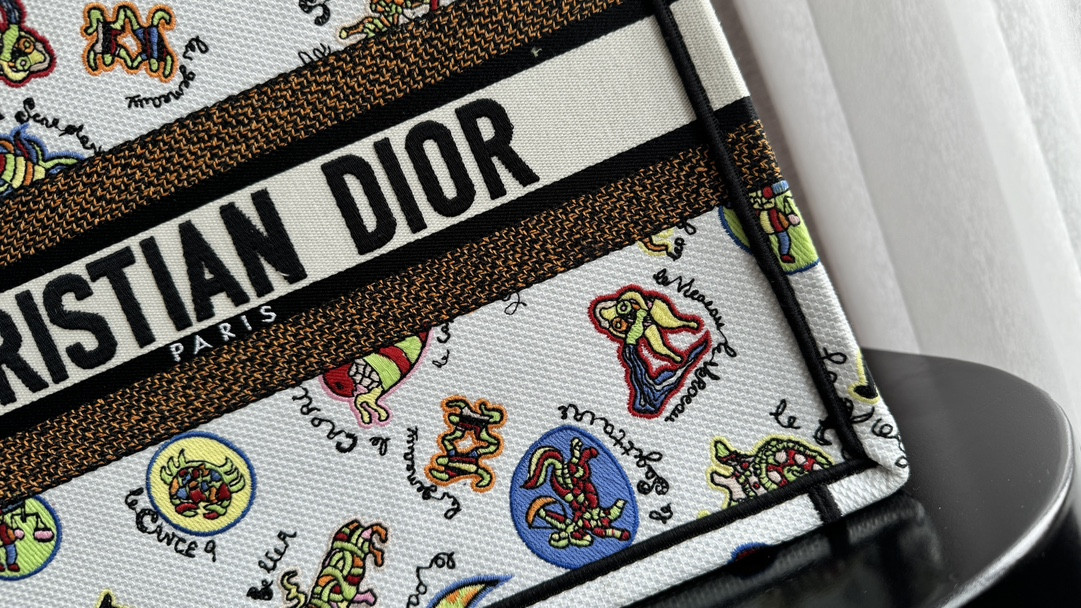 MEDIUM DIOR BOOK TOTE White Multicolor Dragon Zodiac Embroidery 14 x 11 x 6.5 inches