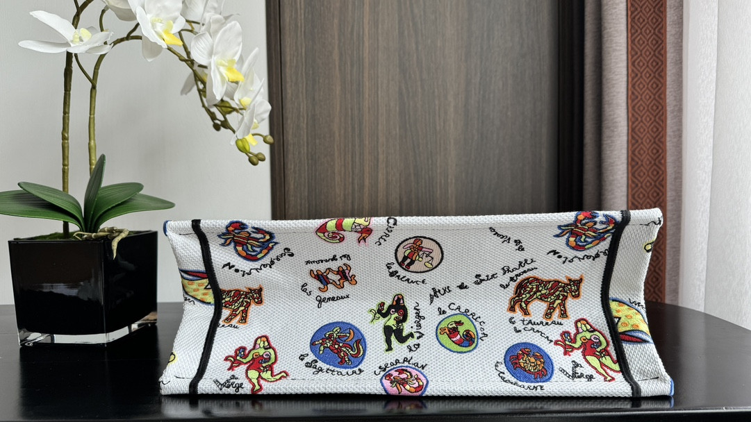 MEDIUM DIOR BOOK TOTE White Multicolor Dragon Zodiac Embroidery 14 x 11 x 6.5 inches