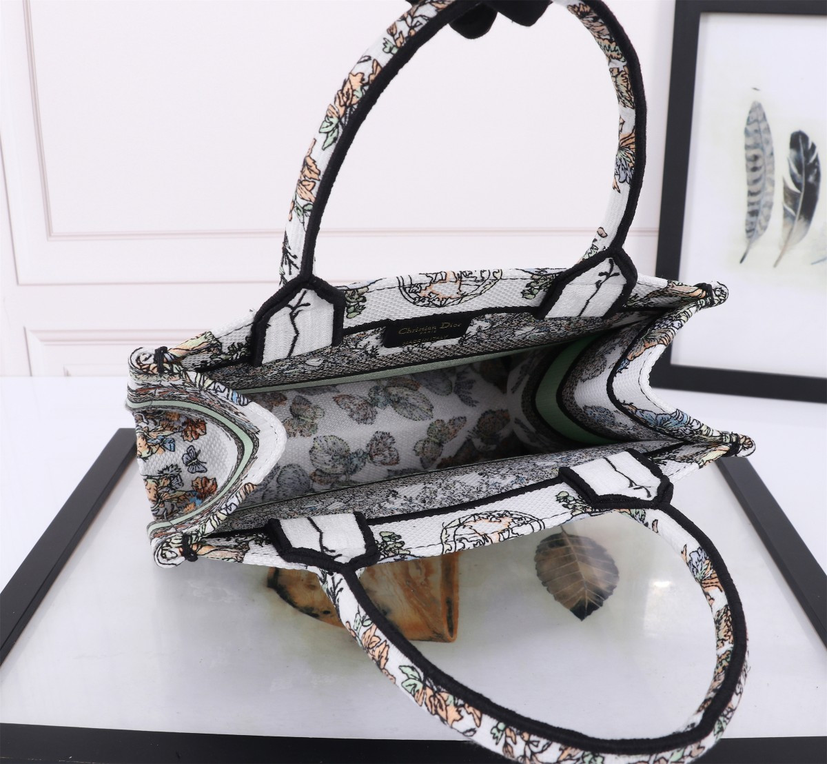 Small DIOR BOOK TOTE WHITE MULTICOLOR TOILE DE JOUY MEXICO EMBROIDERY  10.5 x 8.5 x 5.5 inches